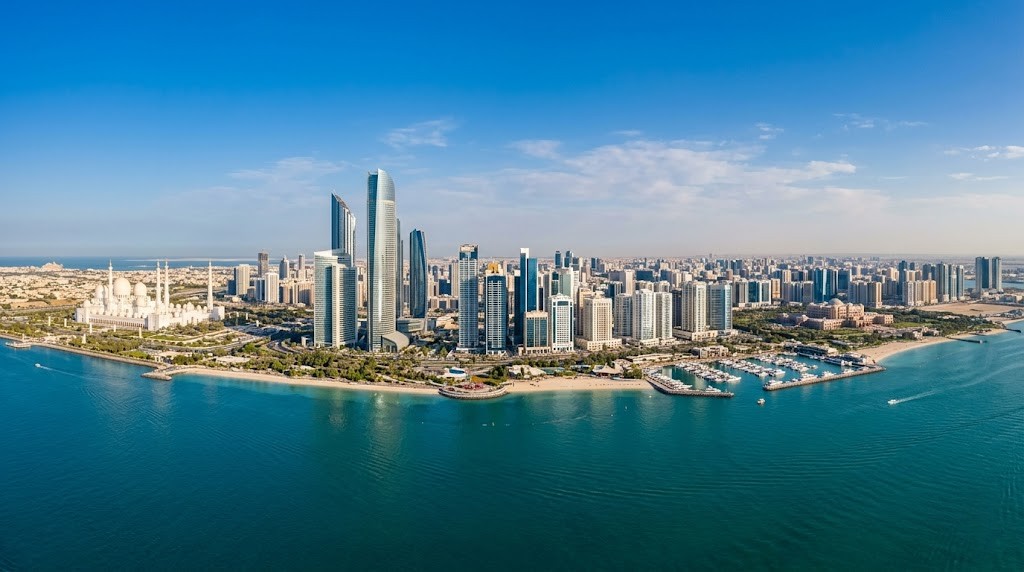 Abu Dhabi city skyline — CityMortgage mortgage broker Abu Dhabi UAE